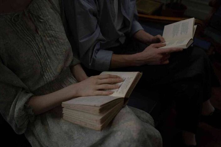为什么所有叫《[明明](@replace=10001)》的歌都能让人起鸡皮疙瘩？